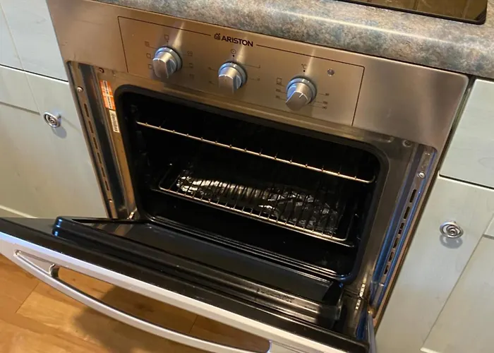 Idillic Two Bed Country 度假居 *